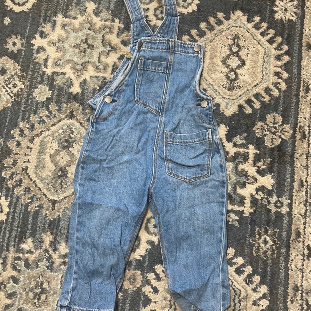 Baby cloaths